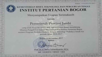 Zola Terima Apresiasi dari LPPM IPB