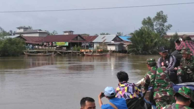 Sabet Juara Pertama Lomba Fotografi TMMD, Ini Kata Untung dan Hery