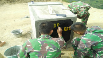 Tugu Prasasti Siap di Pasangi Batu Alam