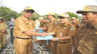 Sekda Sungai Penuh Intruksikan SKPD Tingkatkan Kinerja dalam Melayani Masyarakat