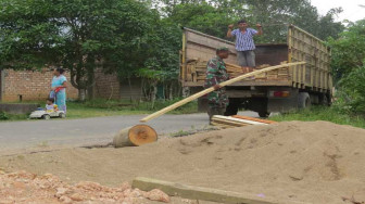 Sertu Bambang : Warga Apresiasi TMMD 105 di Desa Ladang Peris