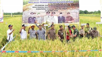 Romi Tampung Aspirasi Petani di Kecamatan Berbak