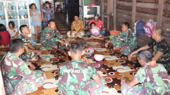 Makan Bersama, Satgas TMMD dan Masyarakat Jalin Komsos