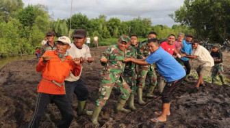 Semangat Kebersamaan Hakikat Kemanunggalan TNI Rakyat