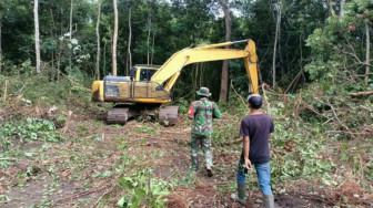 Pembukaan Jalan Sungaiterap - Sungaigelam Sudah 30 Persen