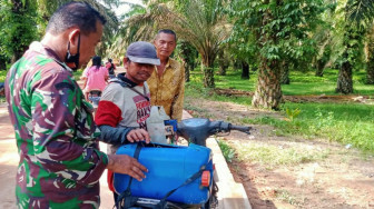 Kapten Suyadi Cegat Pembawa Ikan