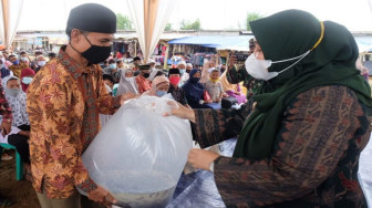 150 Paket Sembako untuk Warga Desa Sukoawin Jaya