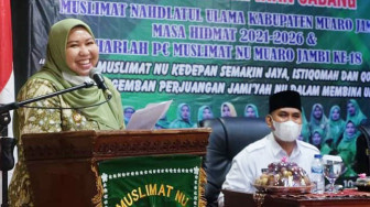 Masnah Hadiri Pelantikan Pimpinan Muslimat NU Cabang Muaro Jambi