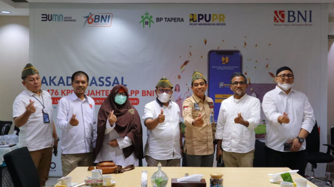 BNI Jambi Akad Kredit Massal 70 Debitur