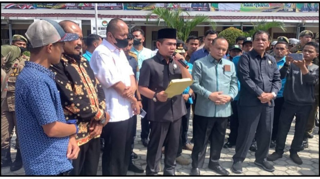 DPRD Sungaipenuh Sambut Baik Unjukrasa Warga Sungai Ning