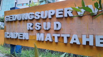 Pensiunan Guru Keluhkan Pelayanan RSUD Raden Mattaher, Ketua PDSI: Dokter Spesialis Seperti Dikejar-kejar Setan