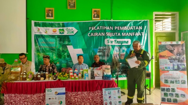 Olah Sampah Jadi Eco Enzyme, SKK Migas - PetroChina Gelar Pelatihan di SMPN 21 Tanjabtim