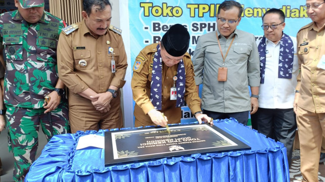 Berupaya Kendalikan Harga Pangan, Toko TPID Didirikan di Pasar Siulak