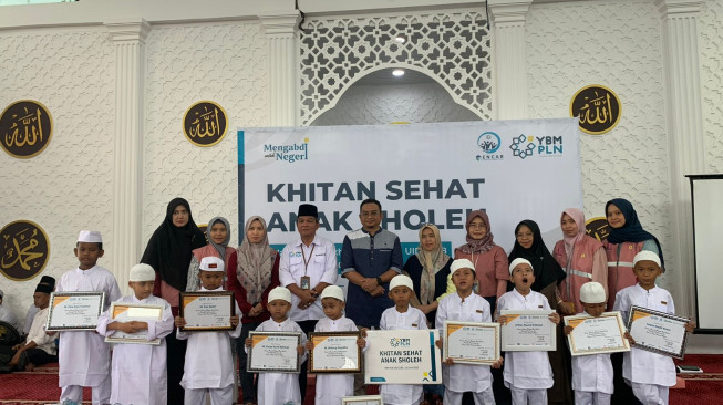 Peduli Kesehatan Anak-Anak Yatim Duafa, Yayasan Baitul Maal PLN UID S2JB Gelar Khitanan Masal