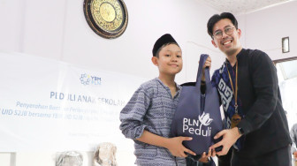 PLN UID S2JB Bersama PLN PAS Berikan Perlengkapan  Sekolah di TPQ Raudhatush Shibyan Palembang