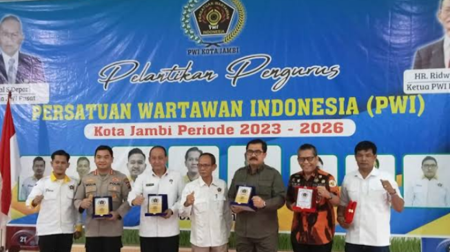 Penyebutan PWI Kota Jambi Itu Ilegal, Pelajari Lagi PD/PRT…