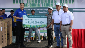 Asian Agri Beri Penghargaan Desa Bebas Api 2023 kepada Desa Semambu