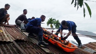 Warga Talang Banjar Diserang Stroke Saat Perbaiki Atap Rumah