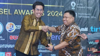 Konsisten Laksanakan Program PLN Peduli secara Optimal, AMSI Sumsel Beri Anugerah Penghargaan CSR Terbaik kepada PLN UID S2JB