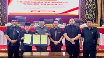 DPRD Bersama Pemprov Jambi Sahkan APBD Perubahan 2024