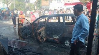 Mobil Terbakar di Telanaipura Dipastikan Bawa Jerigen Berisi BBM