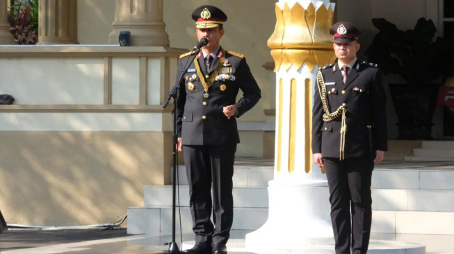 Mengingat Jasa Pahlawan,Polda Jambi Gelar Upacara Hari Pahlawan.