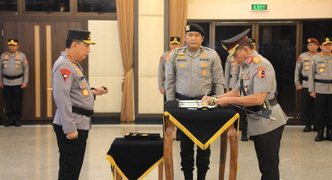 Kapolri Lantik Pejabat Utama Baru: Dorong Profesionalisme dan Peningkatan Pelayanan