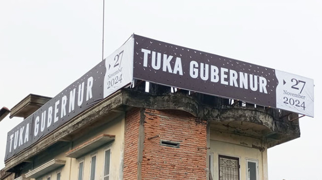 Spanduk “Tuka Gubernur” Marak di Bungo