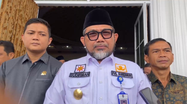 Pjs Gubernur Sudirman Bantah Pemprov Jambi Alami Defisit Anggaran di 3 Tahun Terkahir.