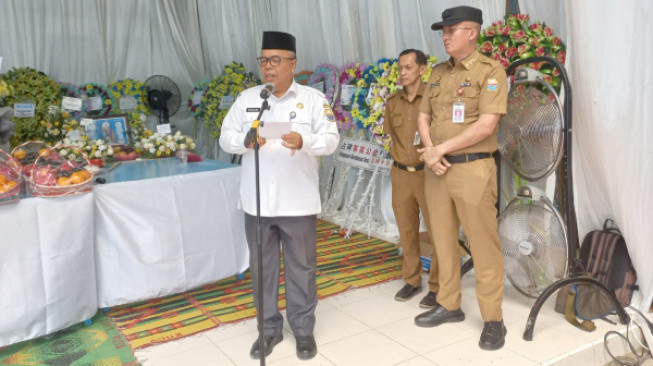 Gubernur Jambi Lepas Jenazah Eisen Gauw