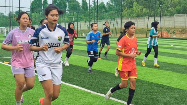 Tempuh Jalur Darat, Tim Sepak Bola Putri Jambi Siap Hadapi Piala Pertiwi 2024