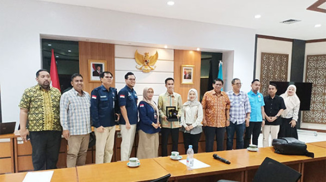 DPRD Provinsi Jambi Bawa Hasil Audiensi Bersama Asosiasi Tenaga Honorer ke BKN Pusat