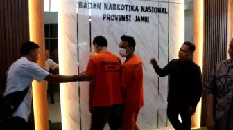 Petugas BNNP Jambi Gagalkan Peredaran 25 kg Sabu Gunakan Mobil Fortuner.