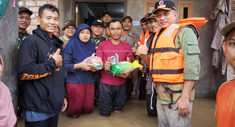 Wabup Muarojambi Tinjau Banjir di Dua Kecamatan, Pemkab Siapkan Posko dan Tim Medis