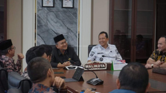 Bupati Muaro Jambi Rapat Bersama Walikota Jambi Terkait Pengolahan Sampah