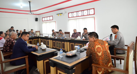 Perkuat Sinergi Antar Lembaga, Kapolda Jambi Silaturahmi Bersama Badan Musyawarah Antar Gereja LKKI