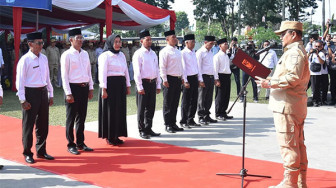 Wali Kota Maulana Lantik 1.650 Ketua RT Serentak, Wakil Menteri Dalam Negeri Kagum