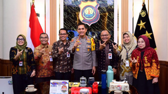Kapolda Jambi Sambut Hangat Kunjungan Rektor Universitas Jambi Perkuat Sinergitas Institusi Kepolisian dan Dunia Pendidikan