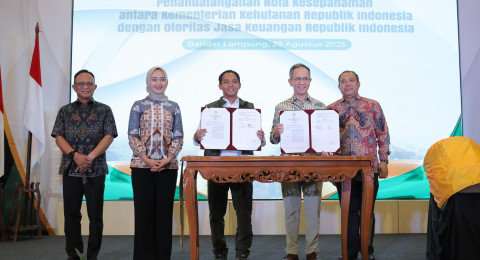 OJK dan Kemenhut Perkuat Sinergi Sektor Jasa Keuangan dan Kehutanan