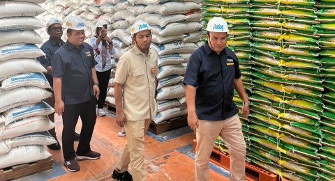 DPR Tinjau Bulog Jambi Pastikan Stok Beras Jelang Akhir Tahun