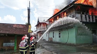 Kebakaran Belasan Rumah di Pucuk Diduga Akibat Korsleting AC