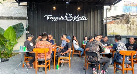 Kompetitif Tapi Santai, Lomba Domino OJK Jambi Jadi Ajang Kebersamaan