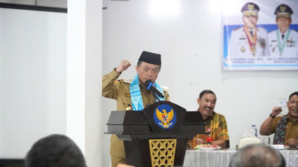 Gubernur Jambi Tekankan Peran Kepala Sekolah sebagai Penentu Mutu Pendidikan