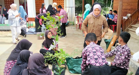 SKK Migas – PetroChina Jabung Dorong Literasi dan Pemberdayaan Masyarakat Lewat Program Kebun Literasi di Desa Pandan Jaya dan Pandan Makmur