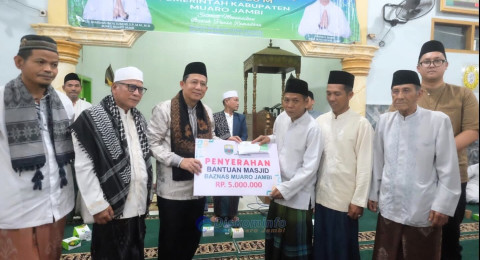 Bupati Muaro Jambi, Dr. Bambang Bayu Suseno ( BBS), Safari Ramadhan 1447 H di Masjid Jami'atul Islamiyah, Desa Kebun IX,