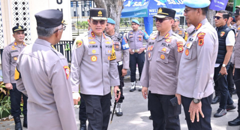 Sambangi Pos Pelayanan dan Pos Pengamanan, Kapolda Jambi Pastikan Kesiapan Personel dan Fasilitas