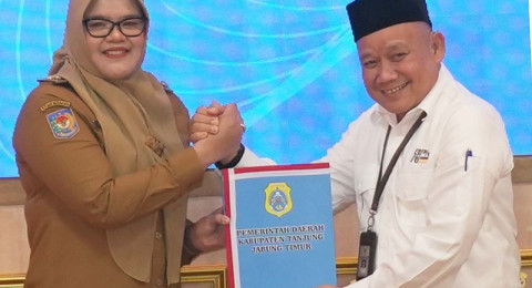 Bupati Tanjabtim Serahkan LKPD 2025, Wujud Pengelolaan Keuangan Tertib dan Profesional