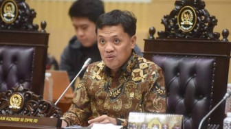 Ketua Komisi III Sebut Kapolri Tak Alergi dengan Keterbukaan Dalam Menindak Oknum Anggota yang Melakukan Pelanggaran