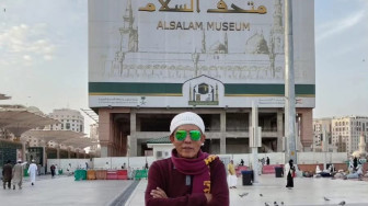 Mursyid Sonsang Bedah Makna Strategis Majelis Bahagia Bersholawat Kota Jambi,  Iran Bisa Jadi Contoh 47 Tahun di Embargo, Jadi Negara yang Kuat dan Mandiri..