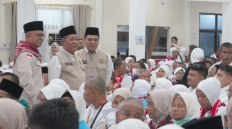 Lepas 443 Jemaah Calon Haji Kloter BTH 21, Abdullah Sani: Jaga Kesabaran dan Keikhlasan